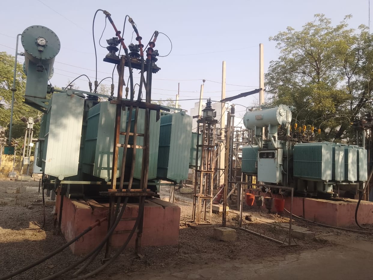 As the heat intensified, the power infrastructure came under strain, and 18 transformers malfunctioned.