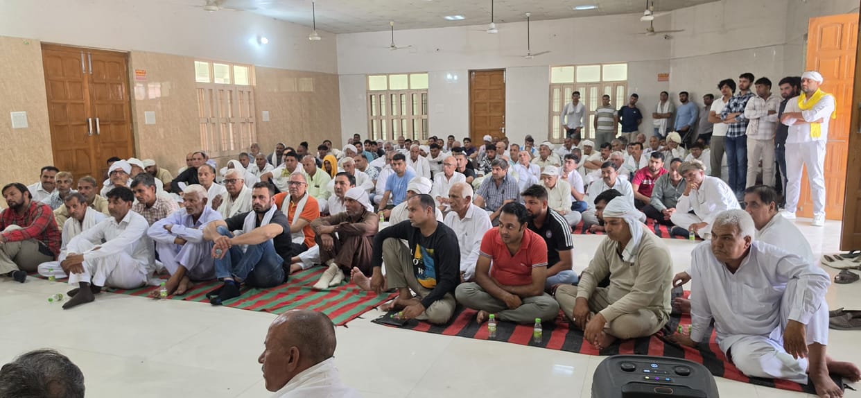 Farmers protest demanding cancellation of the new compensation amendment policy
