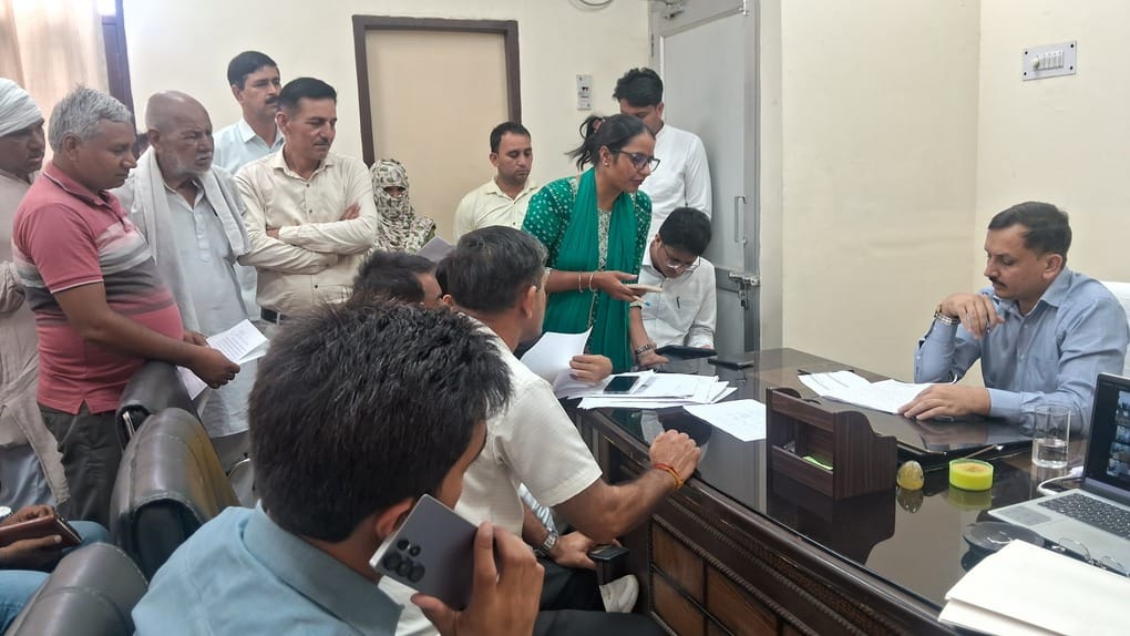 The woman worker said she did not know how two and a half acres of land was included in the PPP.