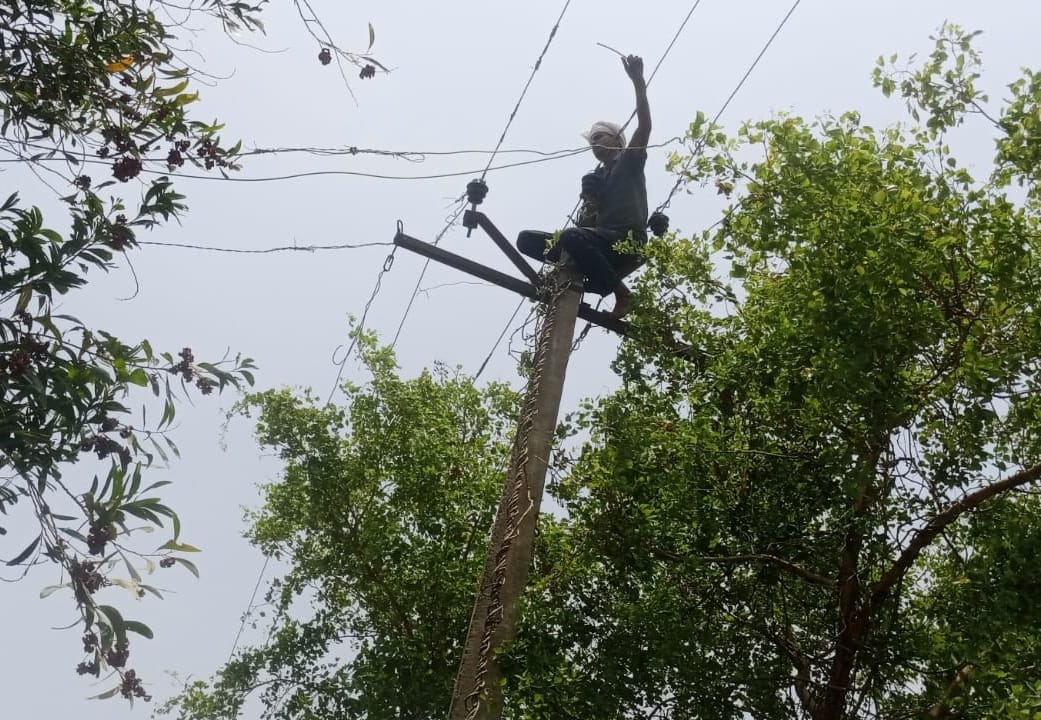 The transformer has not been replaced for 23 days in Dhanepur and nine days in Subhagpur