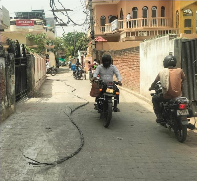 The city's electricity was disrupted for 16 hours due to cable burn