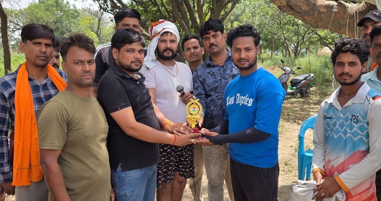 Saurabh Enterprises Lifts the Trophy