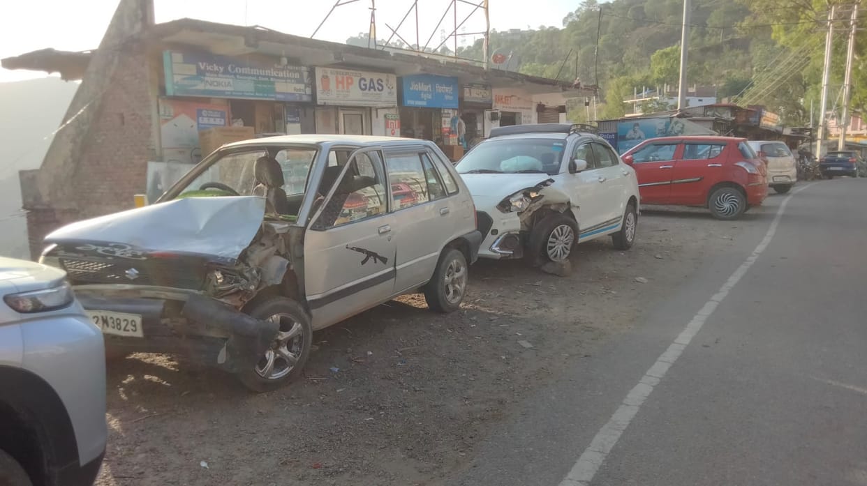 Two cars collided head-on near Swarghat, three seriously injured