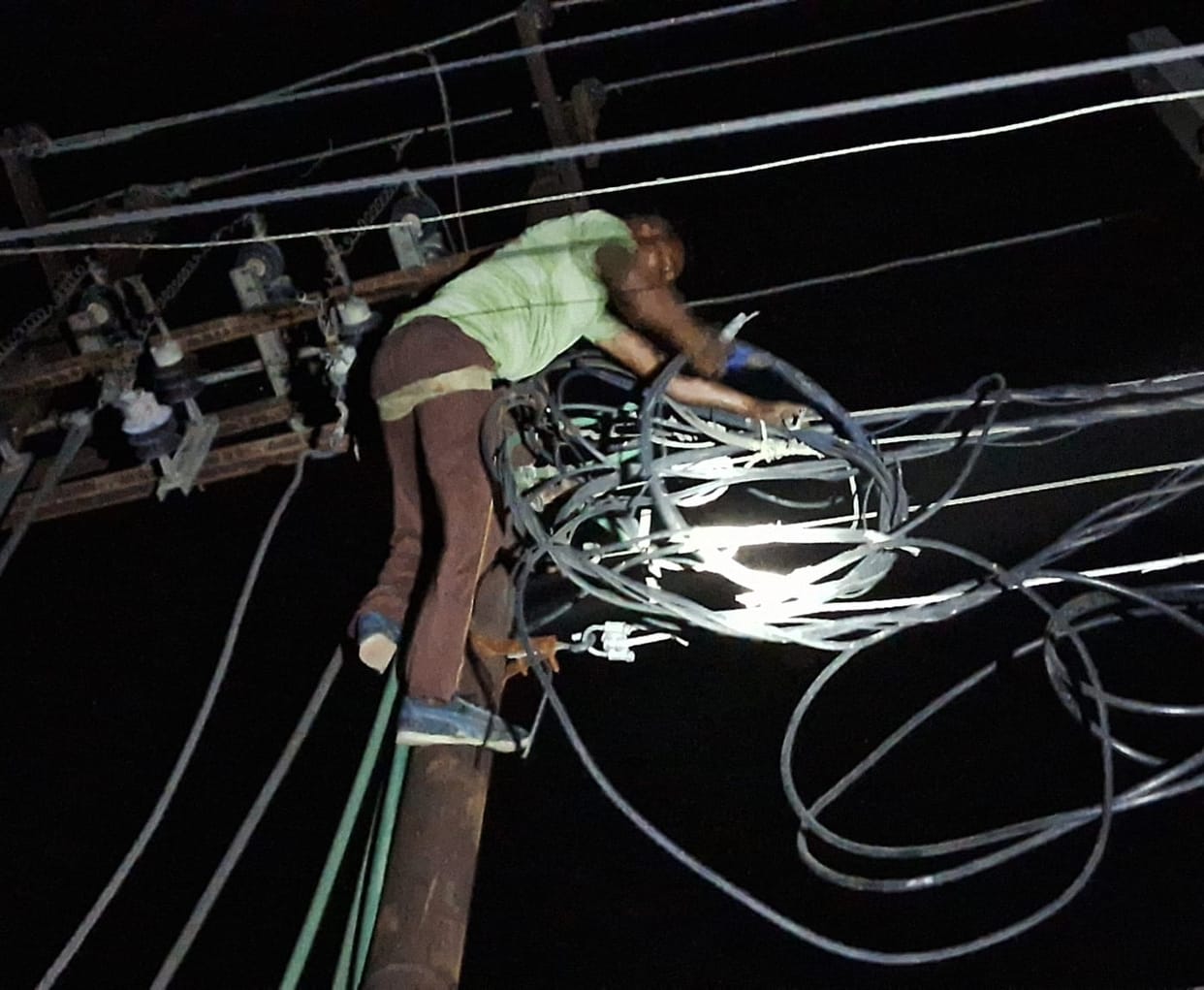 Power cuts and faults in the scorching heat have caused hardship to people.