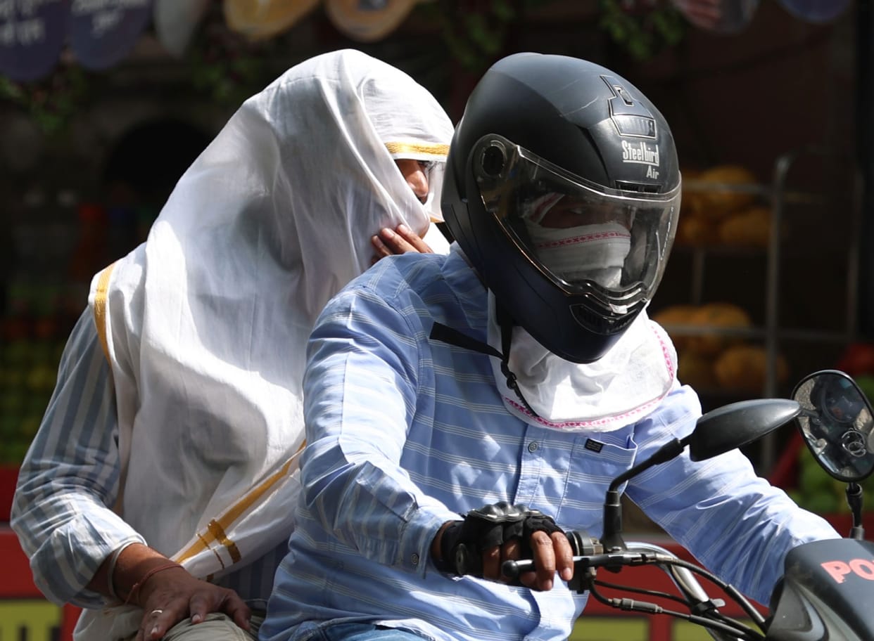Saharanpur: District scorched by heat on the first day of Nautapa, mercury crossed 45 degrees