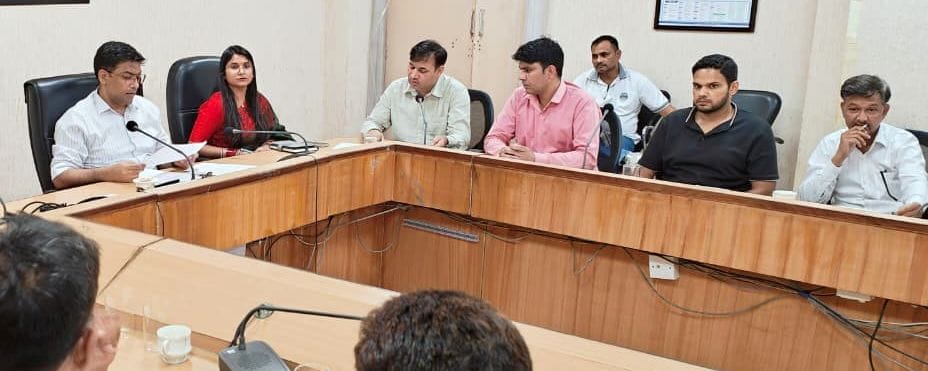 Issues related to pensions, Family IDs, and housing schemes were raised at the camp.