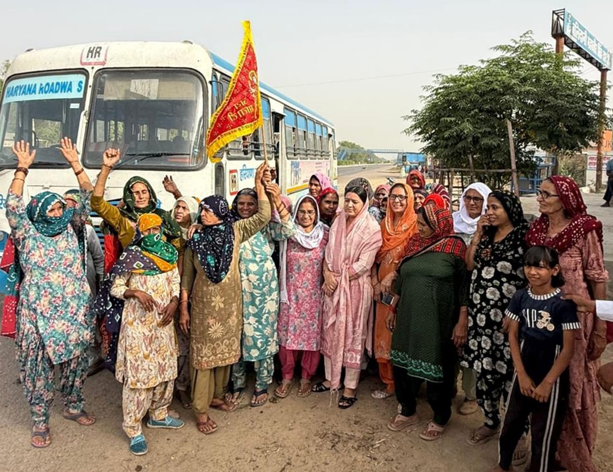 A bus was dispatched from Khatkar village to Haridwar.