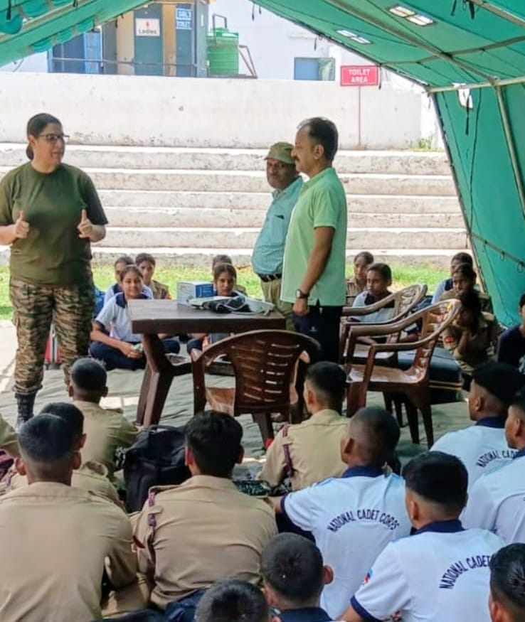 Colonel teaches cadets the tricks of night navigation