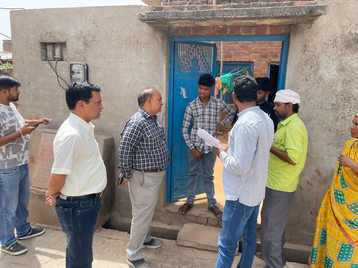 Door-to-door dialogue begins to resolve smart meter issues