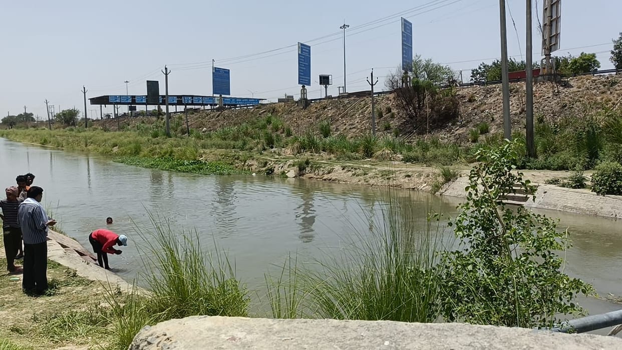 Teenage girl and woman drown after slipping in NCR minor, die