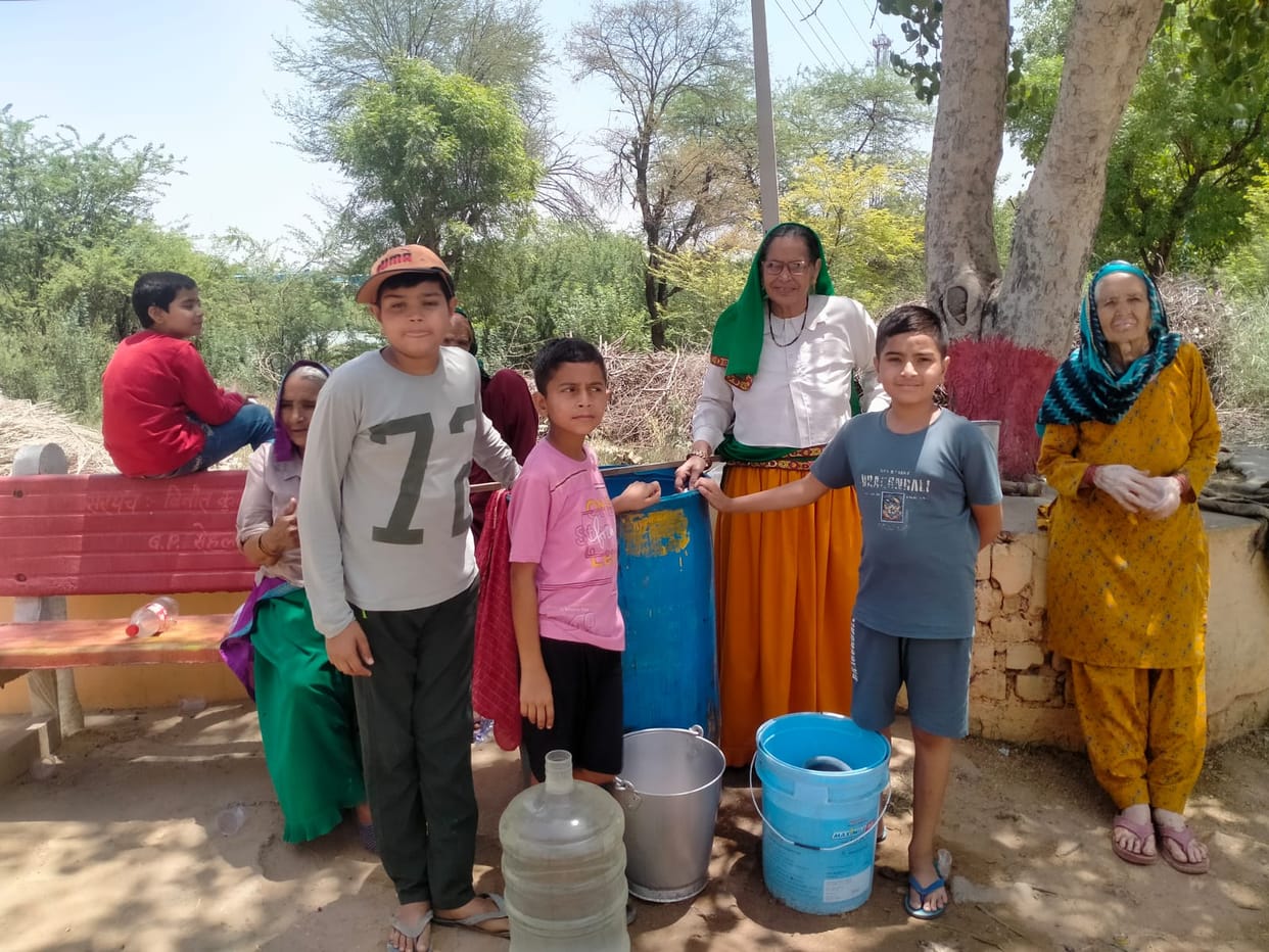 Quenched the Thirst of Passersby by Setting Up a Chhabeel