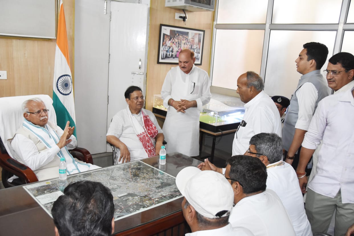 Union Energy Minister said- Kakroach Janata Party is conspiring to spread political chaos, petrol and diesel prices are based on the international market.
