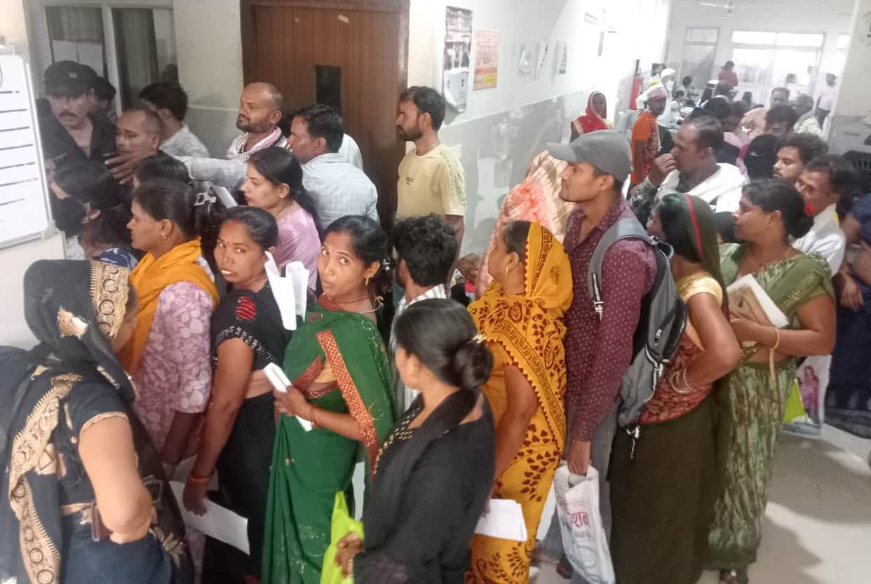 Queues everywhere... waiting for slips, worried attendants