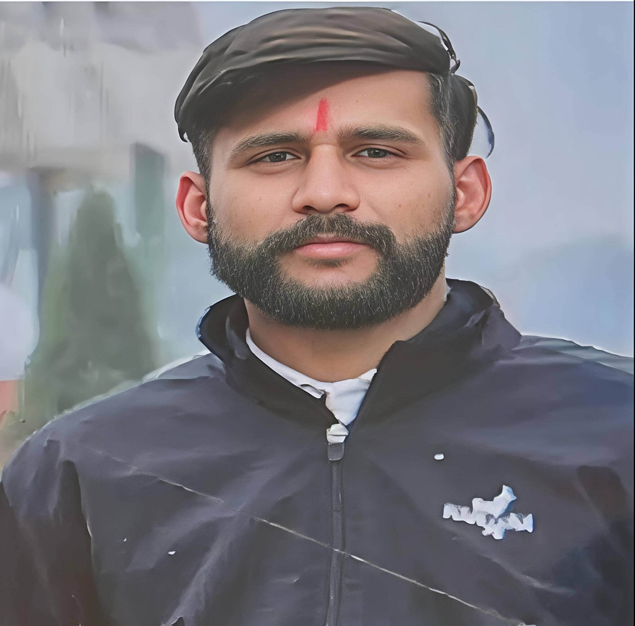प्रमोद फाइल फोटो