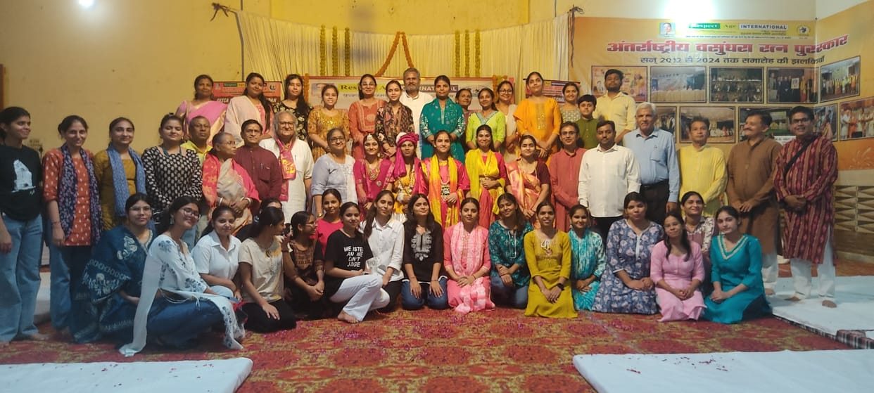 Bhajans and dance performances enthralled the audience at the musical evening.