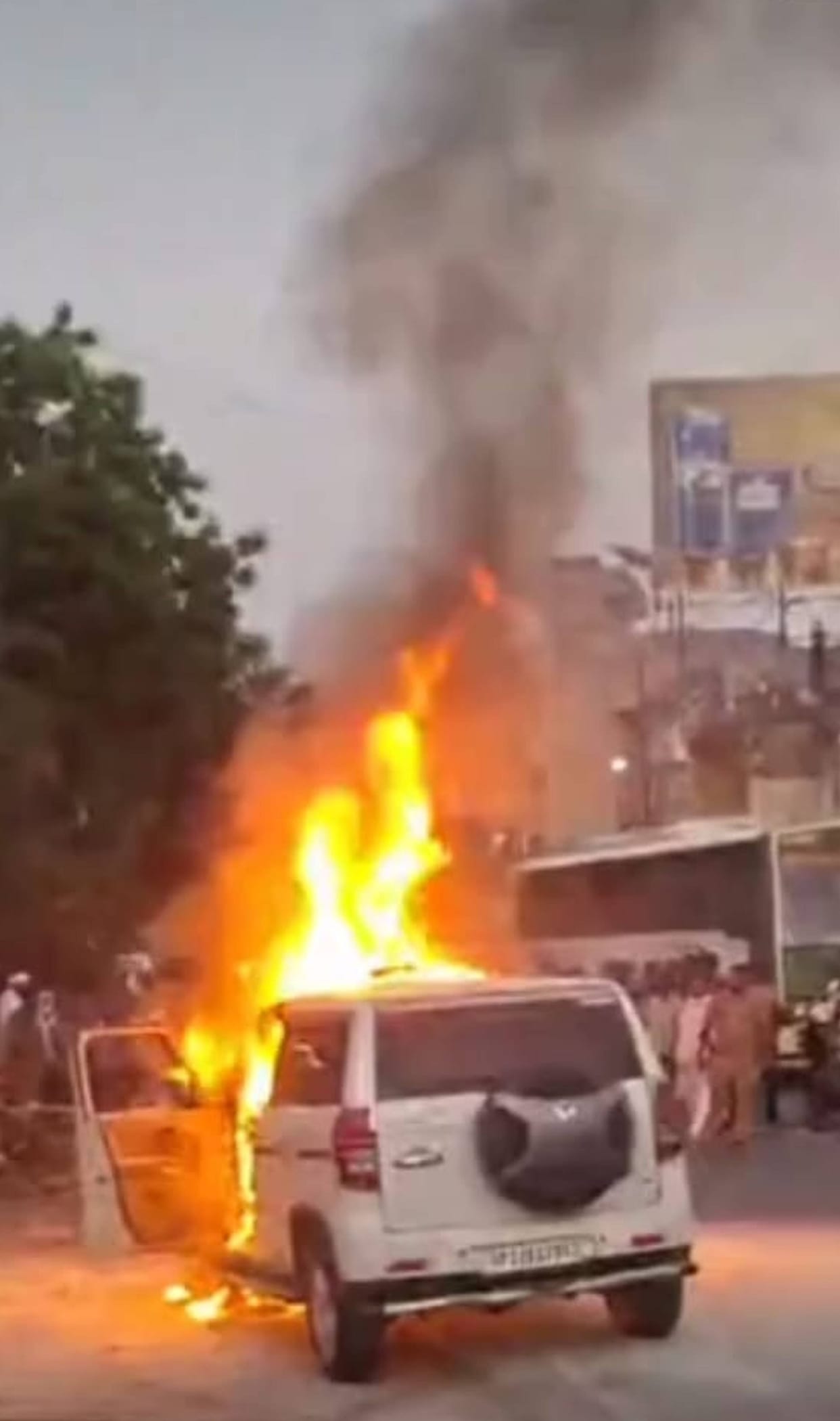 Fire Breaks Out in CO City's Vehicle; Driver Escapes Unharmed