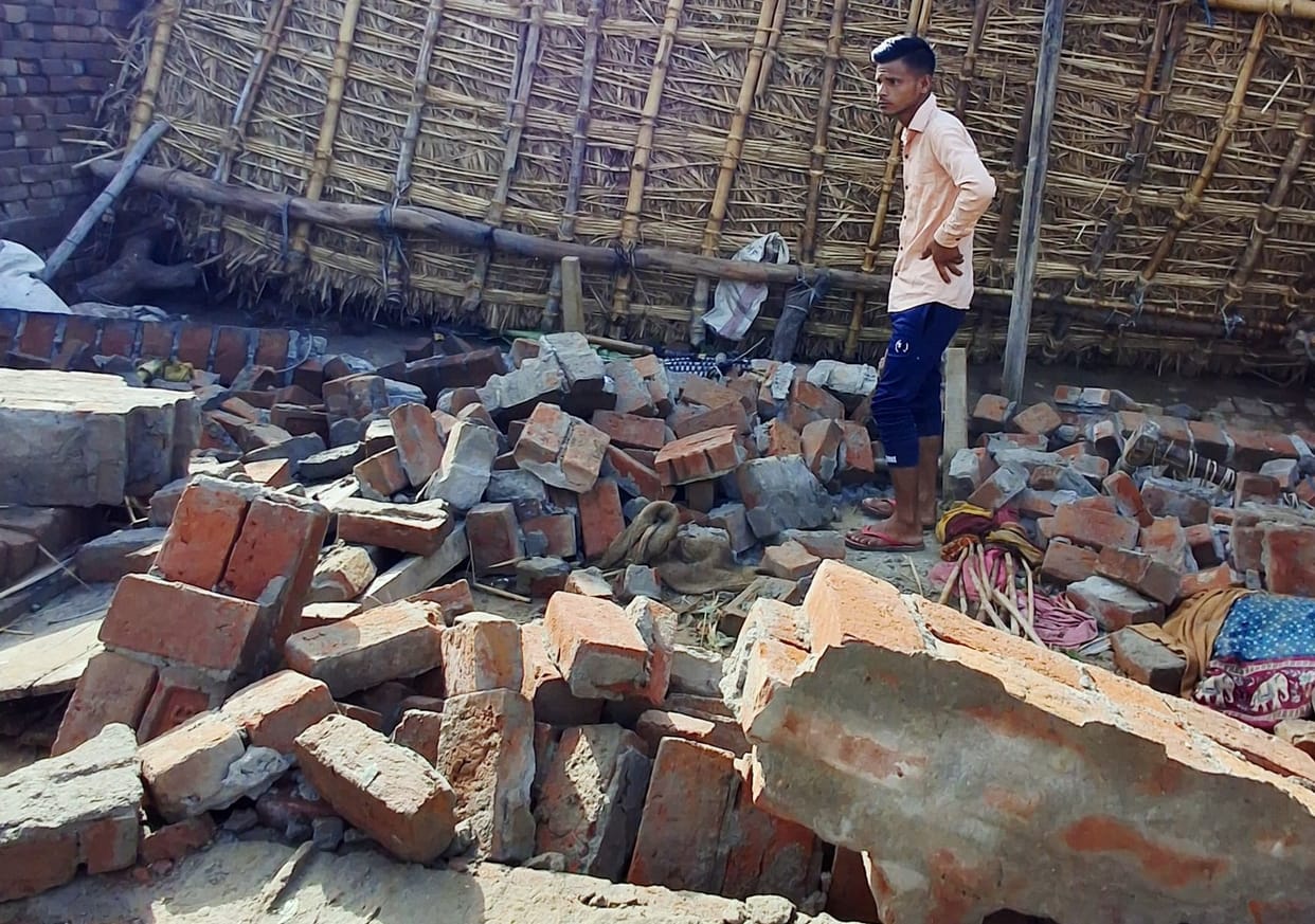 Wall Collapses Amidst Storm and Rain; Husband Crushed to Death, Wife and Child Injured