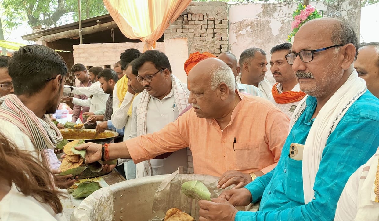 Community feasts were organized accompanied by recitations of the Sundar Kand in some places