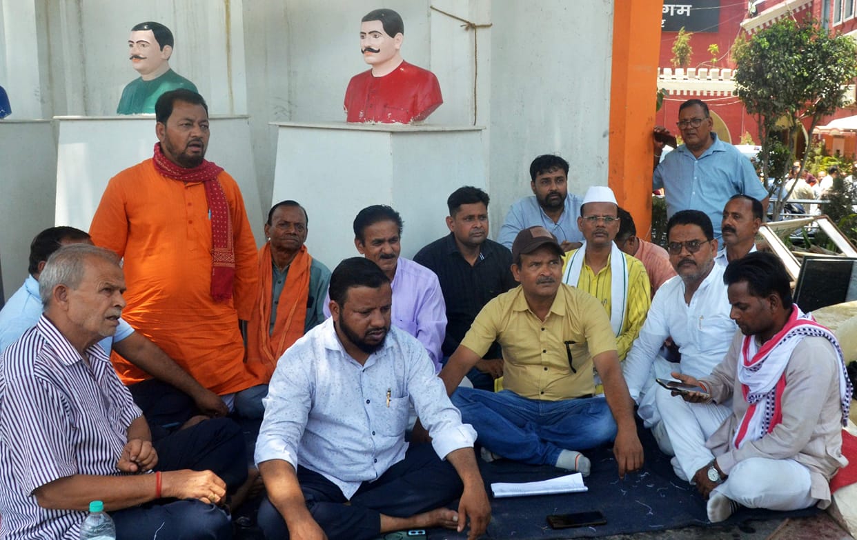 Even minor tasks aren't getting done... Councilors stage a sit-in protest.