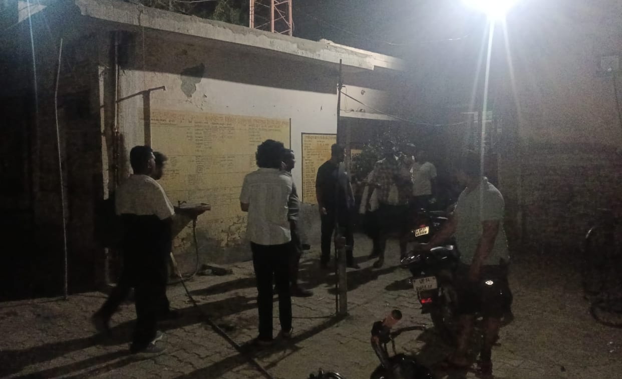 Angry consumers entered the power plant, employees hid in the room