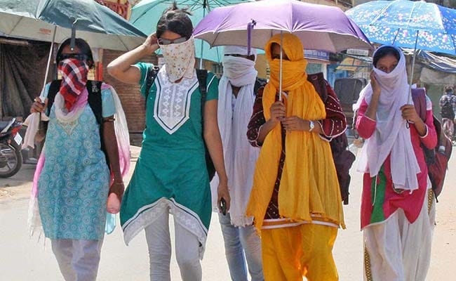 On the first day of Nautapa, the heat scorched the city, reaching 44.6 degrees Celsius.