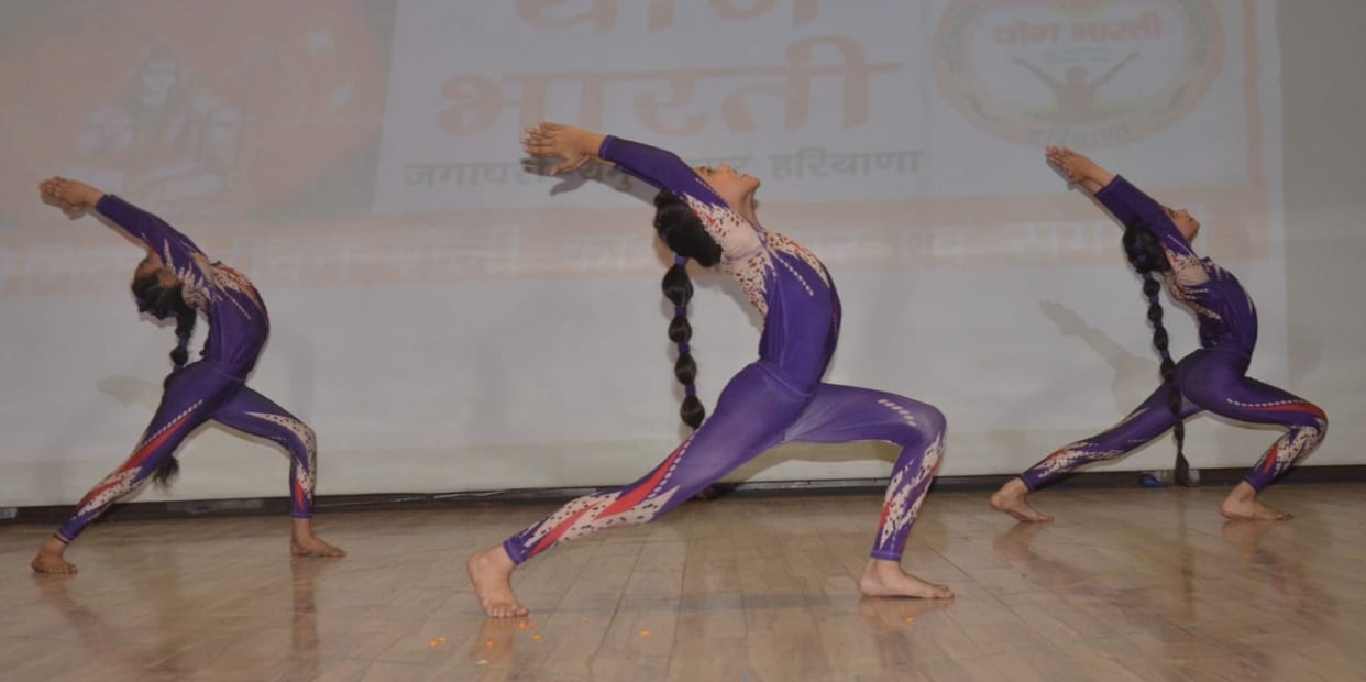 Students delivered a spectacular performance in the yoga competition