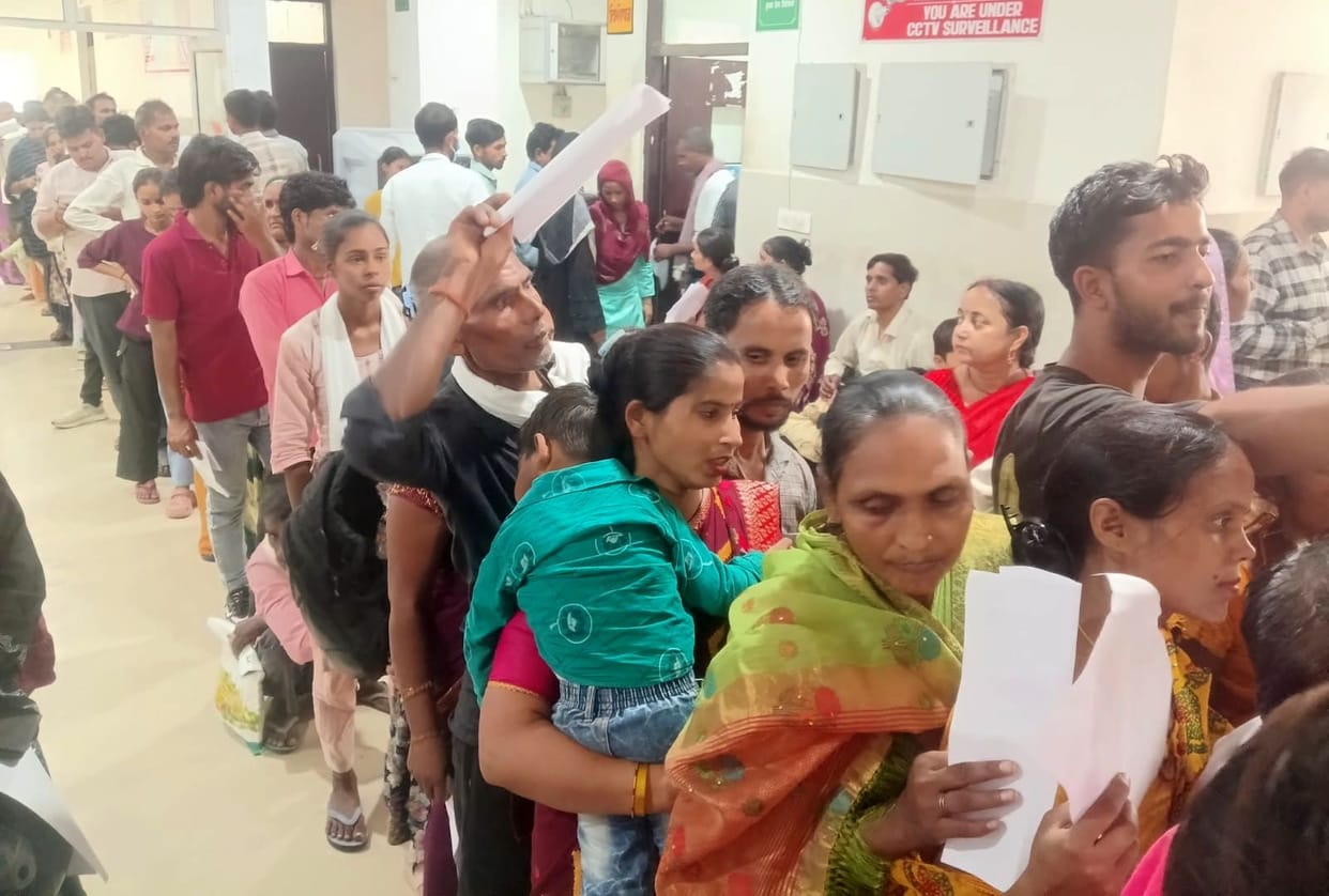 Digital X-ray machine shuts down due to overheating, patients worried