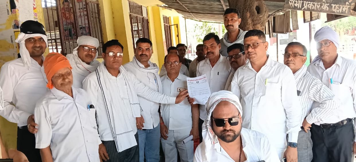District and Ajitmal Bar extended support to revenue advocates