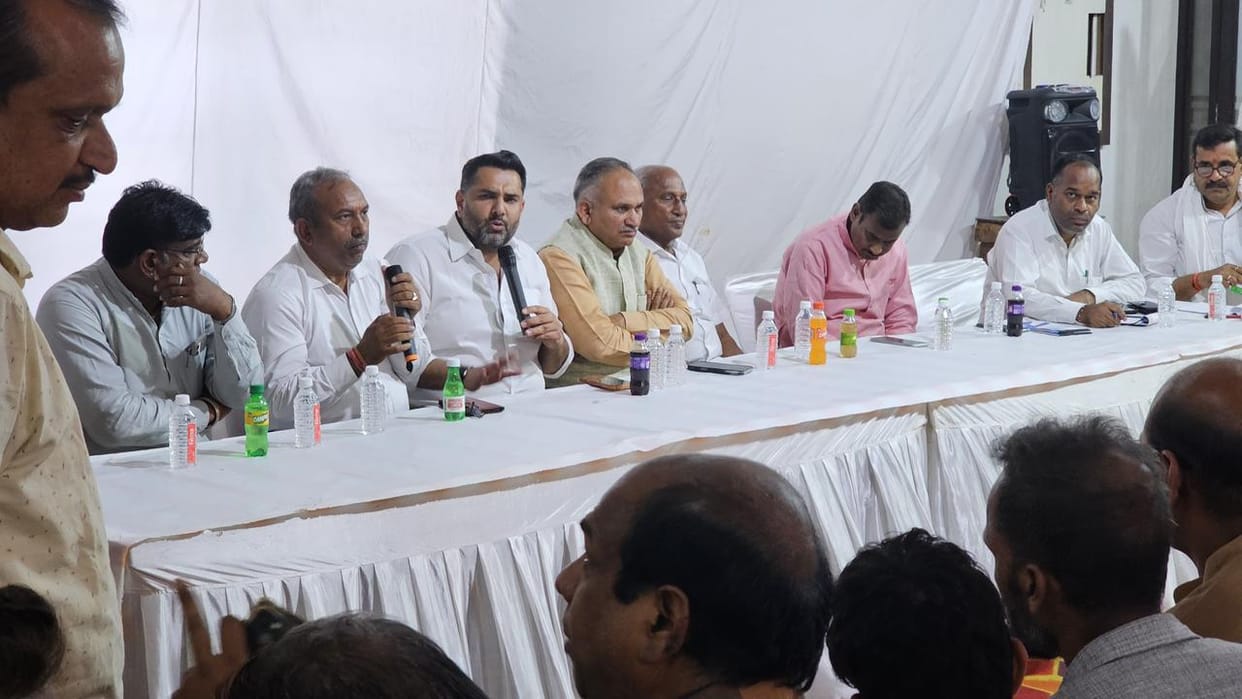 Electricity and water crisis deepens in the scorching heat, people send a letter to the minister
