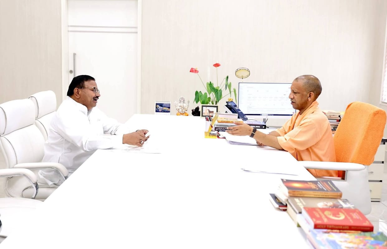 The MLA met the Chief Minister and raised the issues of the area.