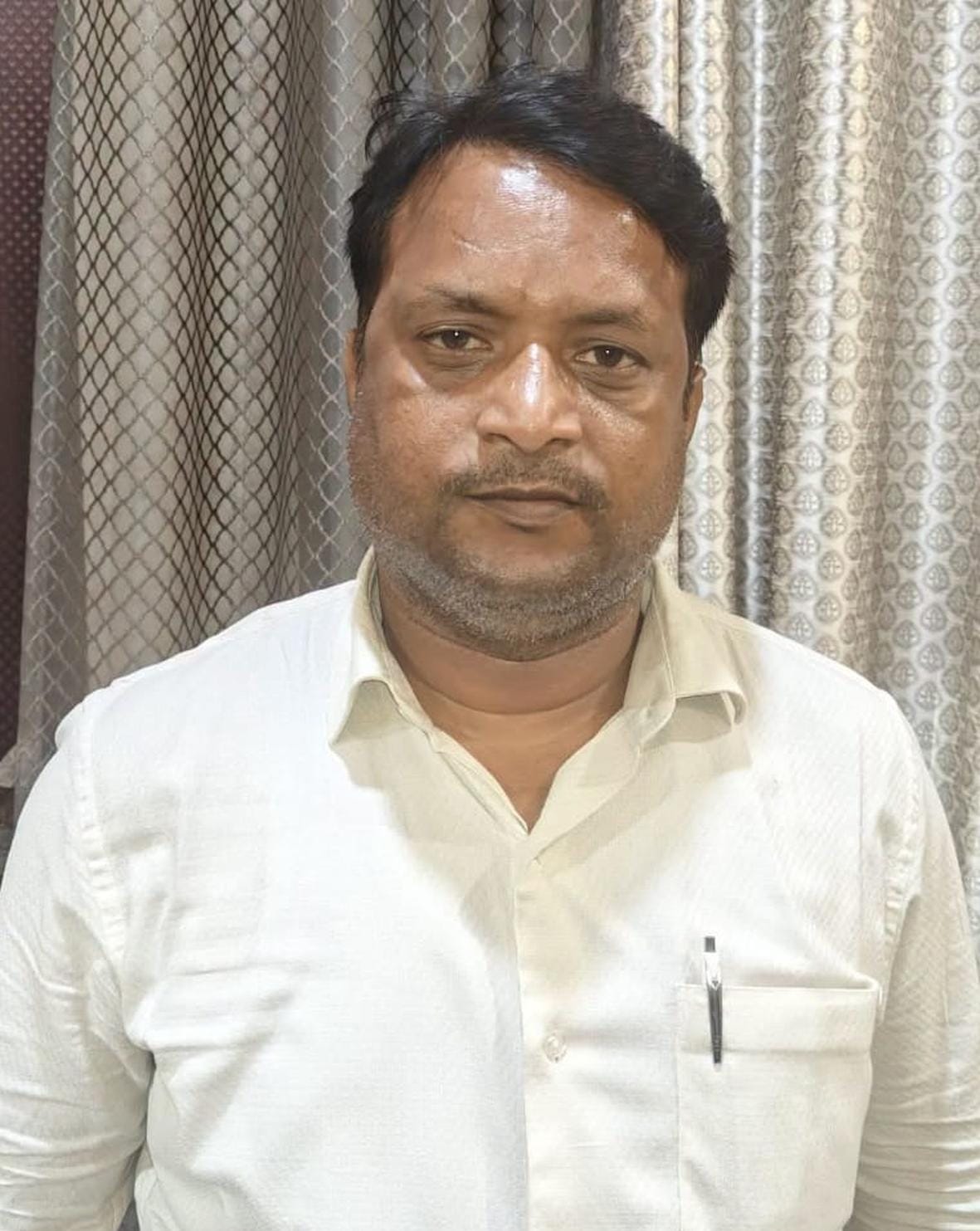 Bribe-taking accountant caught by anti-corruption team