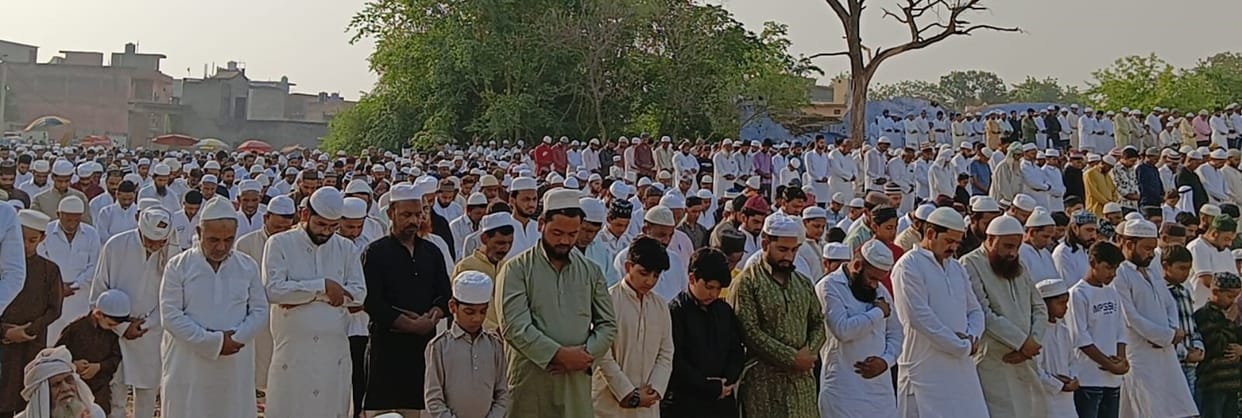 Bakrid: Devotees pray for peace and harmony after offering namaz