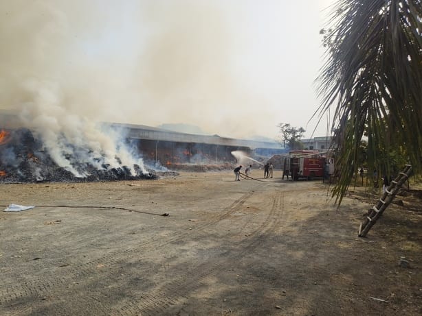 DFO removed in Bijapur Tendu Patta warehouse fire case