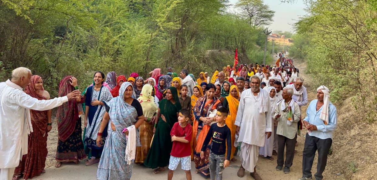 The saints' march echoed the call to clean the Yamuna; on Ekadashi, saints and villagers undertook a seven-kos circumambulation.