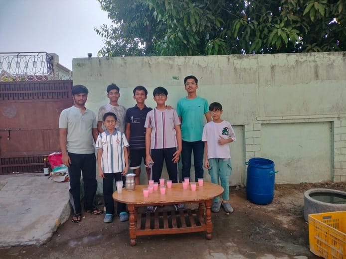 Saving up their pocket money, children set up a Chhabeel.