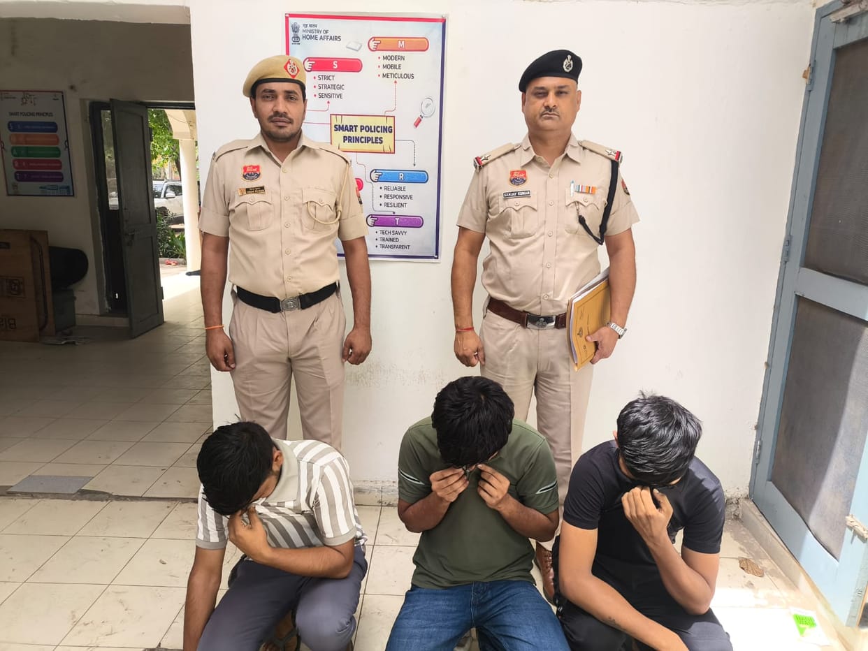 4.63 lakh fraud in the name of providing call girls, three arrested