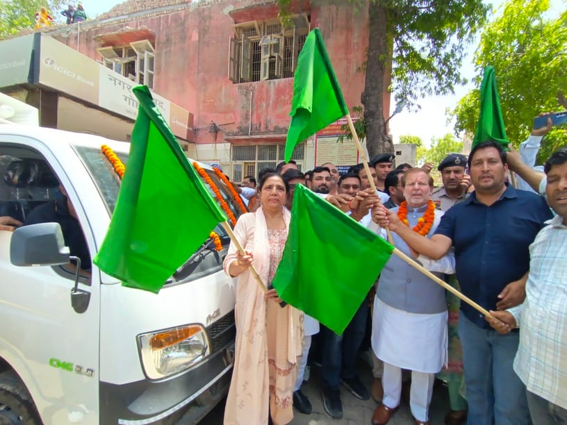 Door-to-door garbage collection service started, will be monitored through RFID.