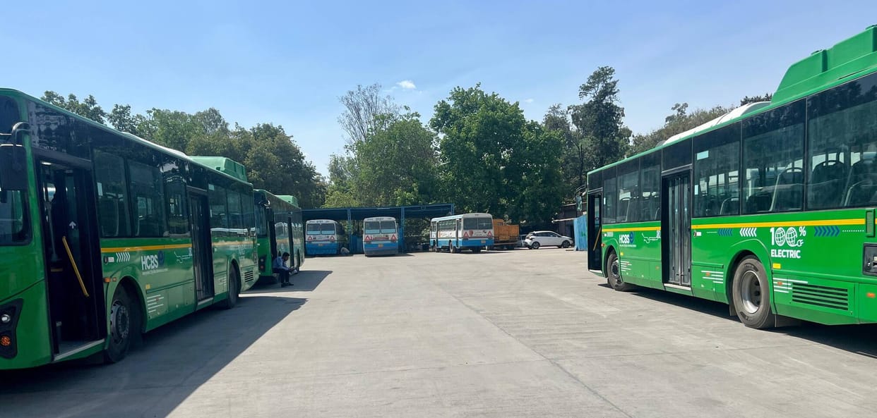 10 new electric buses will run in the city from today with half-hearted preparations.