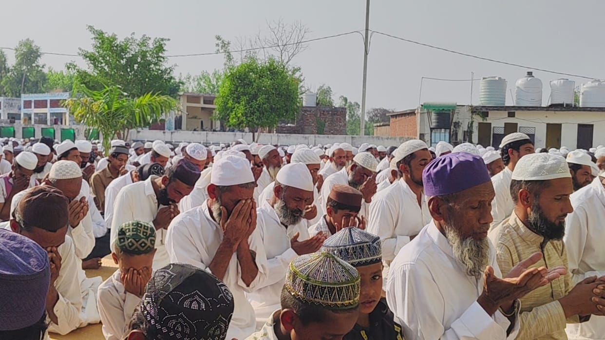 Namaz offered at Pratapnagar's Eidgah and mosques