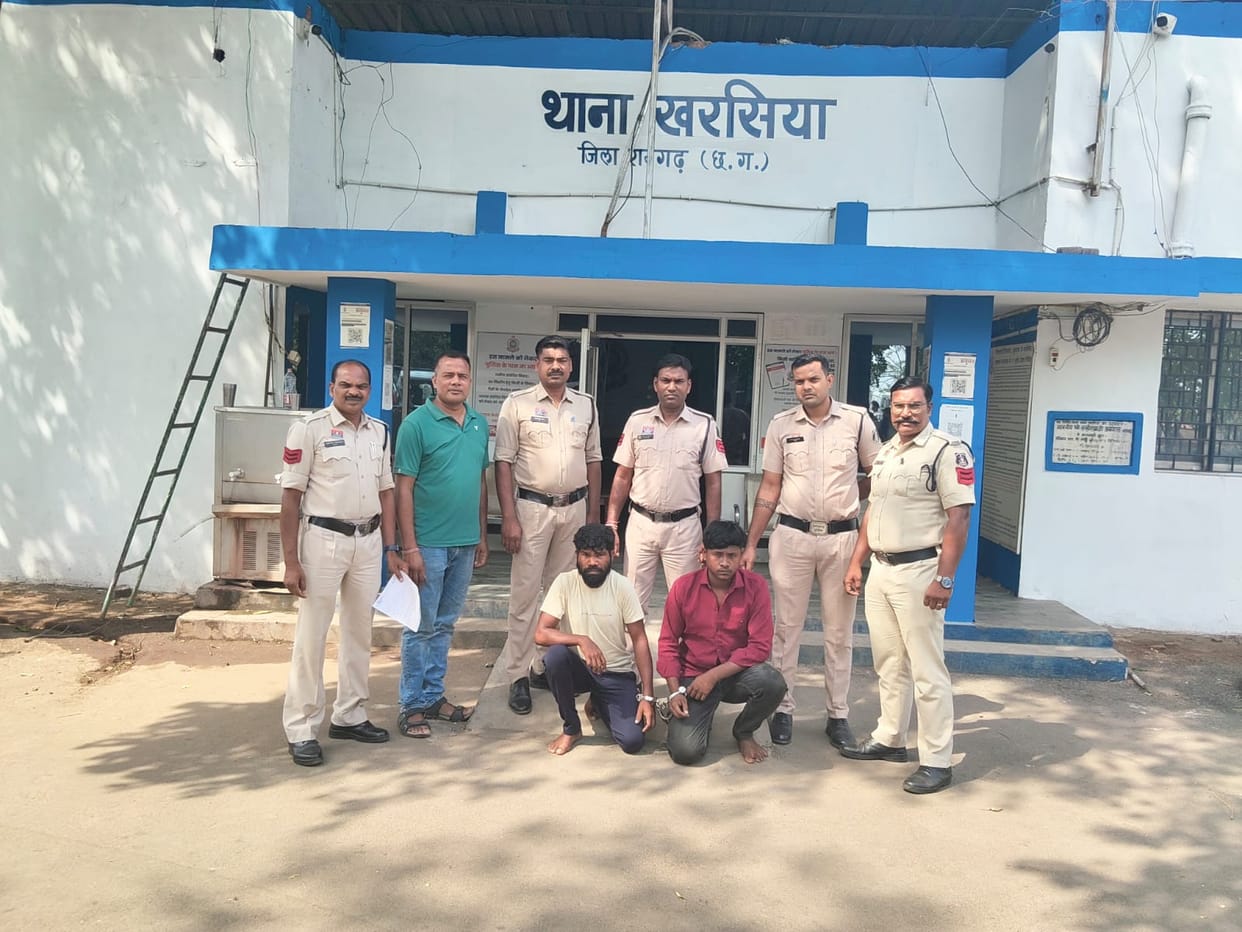Dispute over picking mangoes during a liquor party three individuals jointly kill a teenager in Raigarh