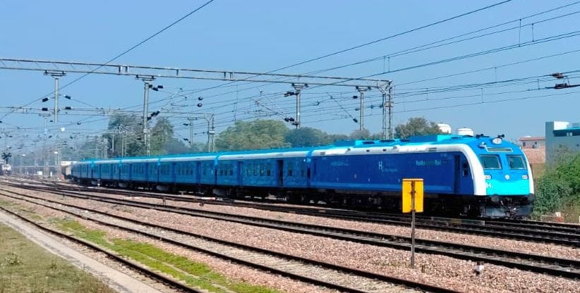 Hydrogen Train Runs on Jind-Bhambheva Route on a Trial Basis; Operations Expected in June