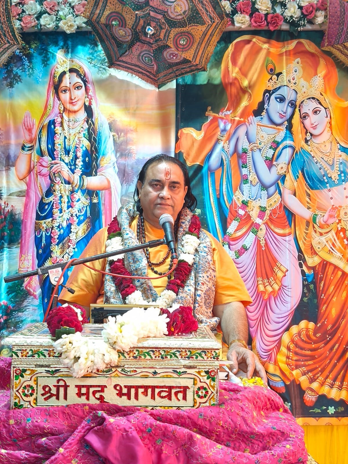 Krishna's childhood pastimes came alive in the story, and cheers echoed.