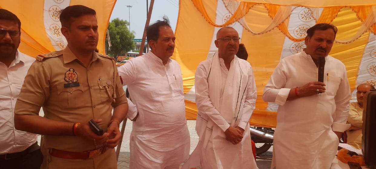 Former chief's company left Chhapar toll, notice of Rs 3 crore