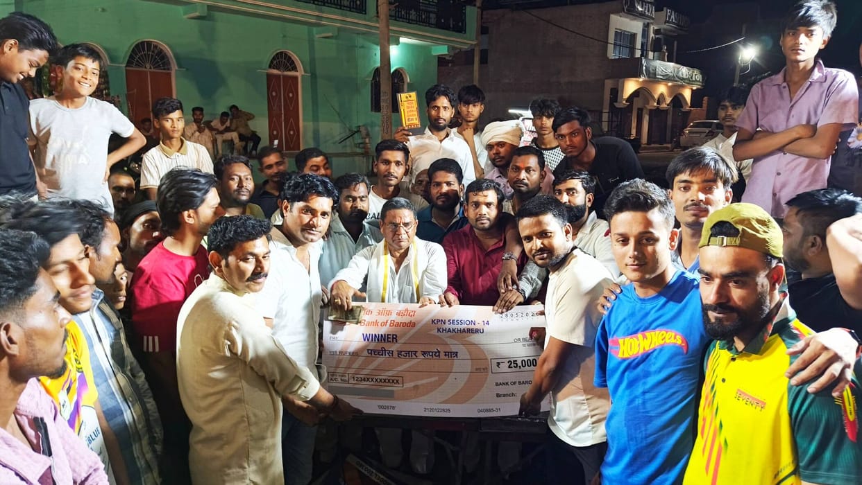 Fatehpur Omni won the trophy by defeating Kot
