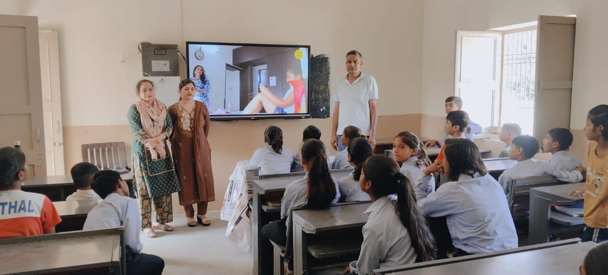 Students learn about the history of the country in the summer camp