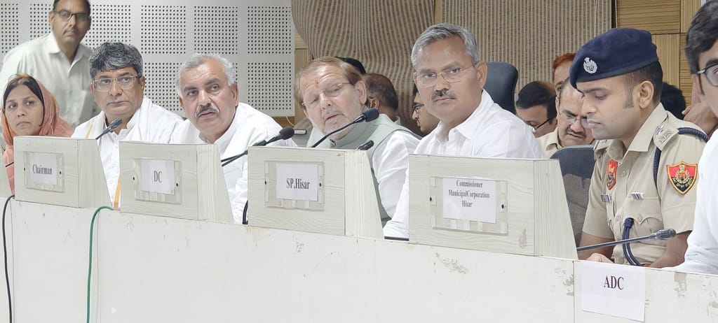 Minister Arvind Sharma issued directives to officials during the meeting of the Public Grievance Committee.