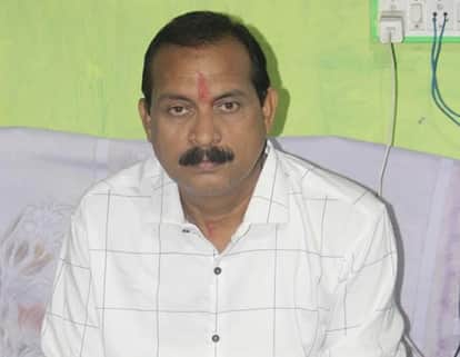 ACB Raids Sushasan Tihar Camp Clerk Arrested Red-Handed While Accepting ₹40,000 Bribe Interrogation Underway i