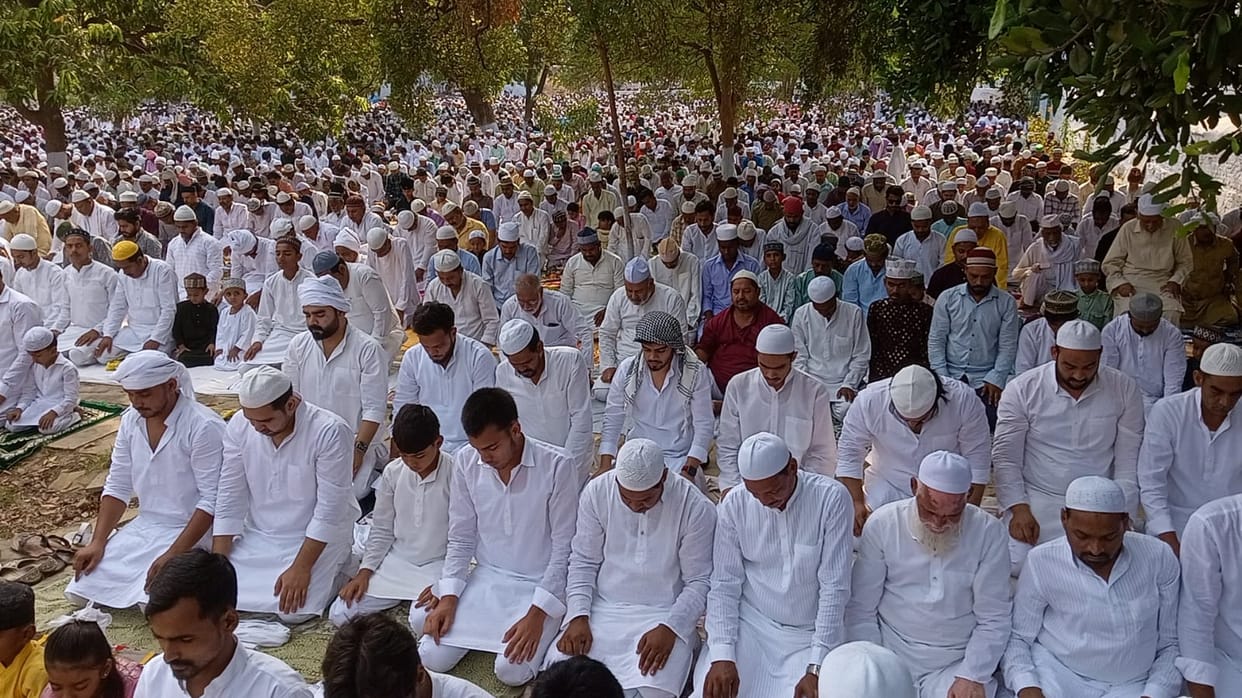 Bakrid: Prayers for peace and prosperity echo in 123 Eidgahs and 292 mosques