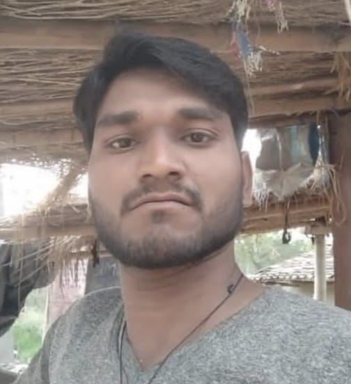 Karari youth dies after being hit by a train in Gujarat