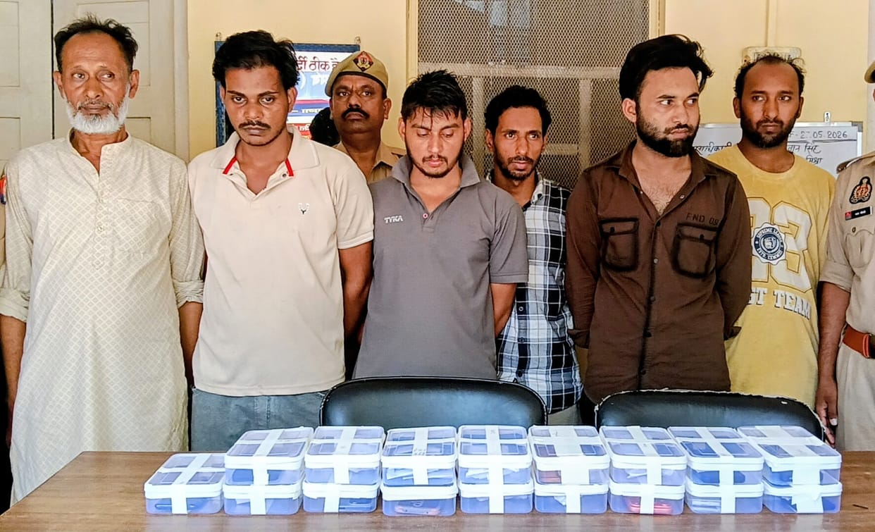 Six arrested with drugs